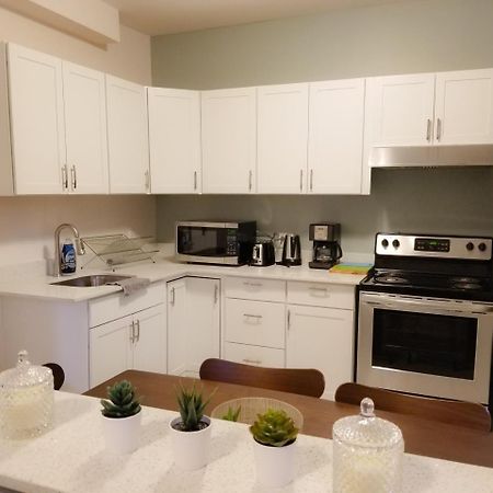 Ottawa Stay Downtown Suites Bagian luar foto